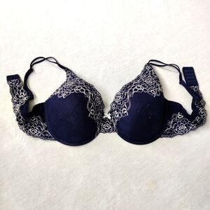 Dark blue and white lace bra size 42C